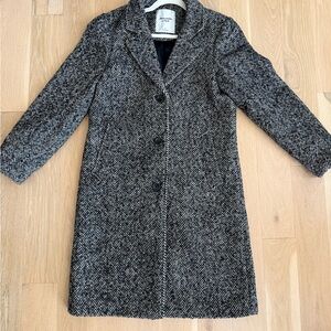 Abercrombie & Fitch Black and White Herringbone Trench Coat